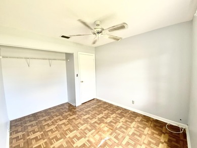 Stunning 3-bed, 2-bath pool home with a 1-car garage, ideally - photo 46