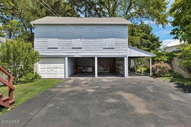 Welcome to this beautifully maintained 1910 American Foursquare - photo 10