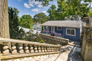 Lake Condo For Sale in Hopatcong, New Jersey