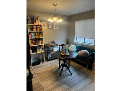 Updated 2/2.5 townhome walking/biking distance to - photo 11