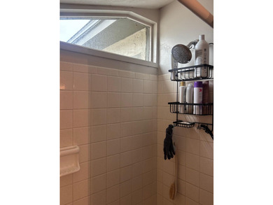 Updated 2/2.5 townhome walking/biking distance to - photo 16
