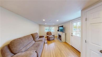 Welcome to easy, low-maintenance living in this well-kept 1985 - photo 25