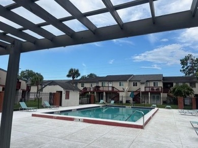 Updated 2/2.5 townhome walking/biking distance to - photo 26