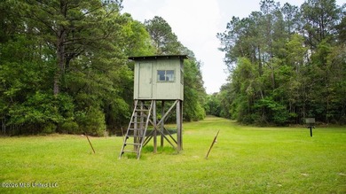 Welcome to Paradise Whitetails, a premier recreational and - photo 41