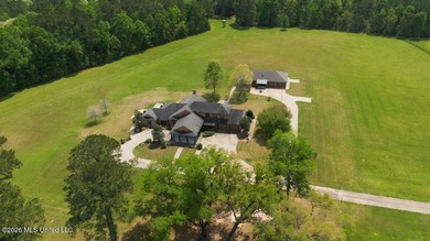 Welcome to Paradise Whitetails, a premier recreational and - photo 47