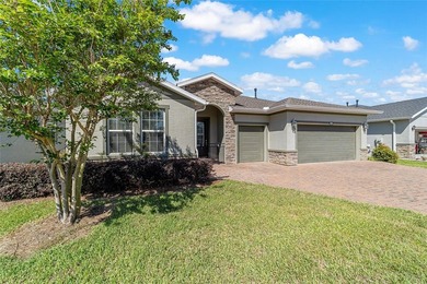 Welcome to this beautifully maintained home with fenced yard in - photo 4