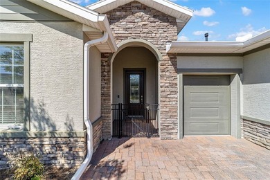 Welcome to this beautifully maintained home with fenced yard in - photo 5