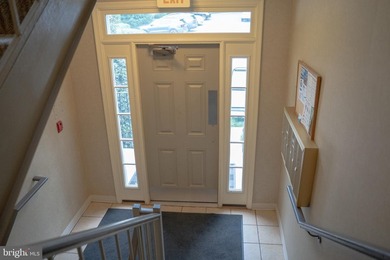 This beautiful condo is nestled in the heart of Fairfax - photo 8