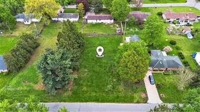 Vacant lots are extremely rare near Andrews University but here - photo 3