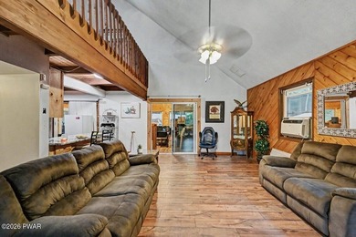 Beautifully updated 3BR/3BA home situated on over an acre in - photo 15