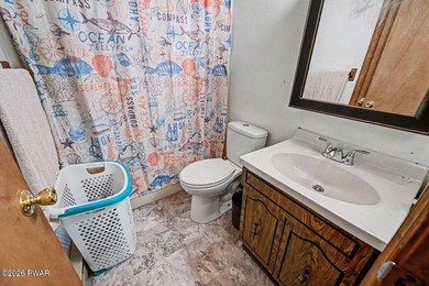 Beautifully updated 3BR/3BA home situated on over an acre in - photo 30