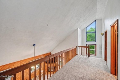 Beautifully updated 3BR/3BA home situated on over an acre in - photo 39