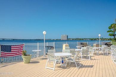 ''WAKE UP TO SHIRMMING WATER VIEWS'' This stunning 2-bedroom 2 - photo 49