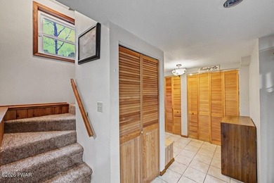 Beautifully updated 3BR/3BA home situated on over an acre in - photo 50