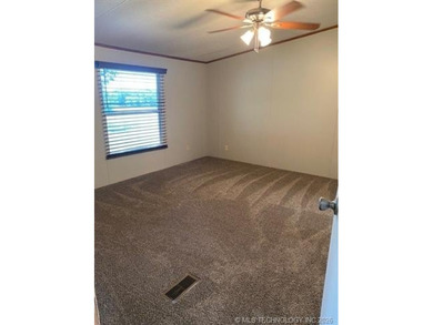 **Investment Opportunity - 6-Unit Mobile Home Park Near Lake - photo 5