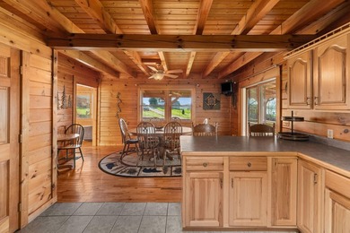 ** FRESHLY PAINTED EXTERIOR** Welcome to 811 Pinnacle Dr - a - photo 15