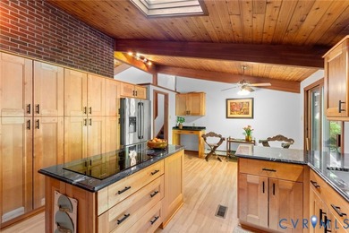 For those seeking the vacation lifestyle right in the heart of - photo 20