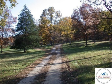 A wonderful and unique 6.3 acres of land with privacy and - photo 32