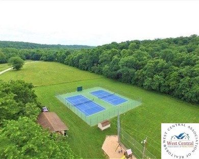 A wonderful and unique 6.3 acres of land with privacy and - photo 38