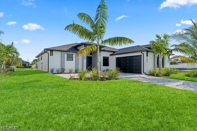 Welcome to your dream home in beautiful Cape Coral! This - photo 1