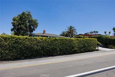 Situated on a private, half-acre lot in Temple Hills with a long - photo 4