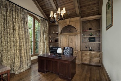 Stunning luxury home located in the prestigious gated Chenal - photo 7