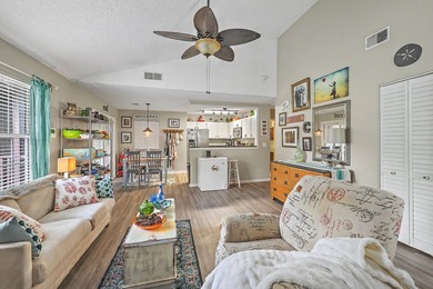 Welcome home to this beautifully updated 2-bedroom, 2-bath - photo 6