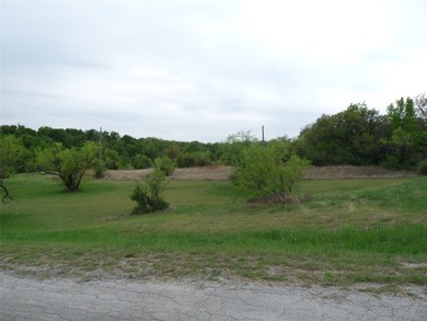 Your future homesite awaits in the sought after Runaway Bay - photo 2