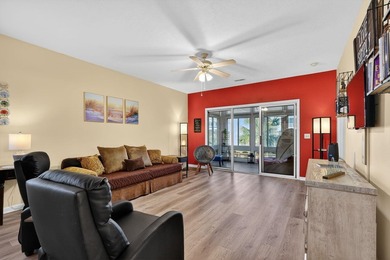 Perfectly positioned just minutes from the beautiful shoreline - photo 12