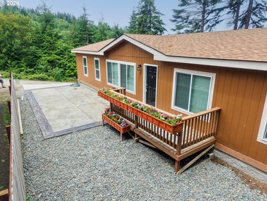 Brand new and never lived in, this 2025 manufactured home is - photo 4