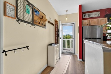 Perfectly positioned just minutes from the beautiful shoreline - photo 28
