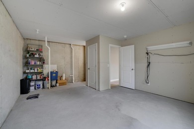 In highly renowned Prior Lake schools, Springview Meadows is - photo 32