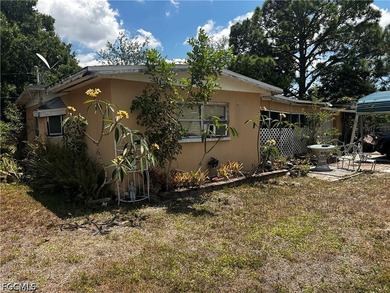 1963 concrete block house in need of some love. Endless - photo 1