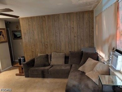 1963 concrete block house in need of some love. Endless - photo 6