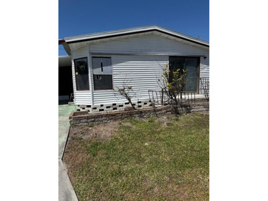 Manatee River Home For Sale in Ellenton Florida