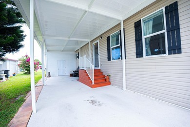 Welcome to this charming 2-bedroom, 1-bathroom manufactured home - photo 13