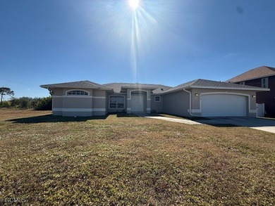 Cape Coral Lakes Area Home For Sale in Cape Coral Florida