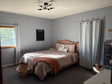 Perfect time for a new home! Enjoy lake living with this - photo 22