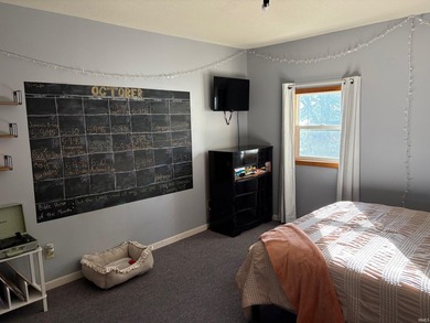 Perfect time for a new home! Enjoy lake living with this - photo 23