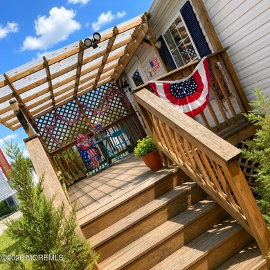 Welcome to this well-maintained 4-bedroom, 2-full-bath home in - photo 2