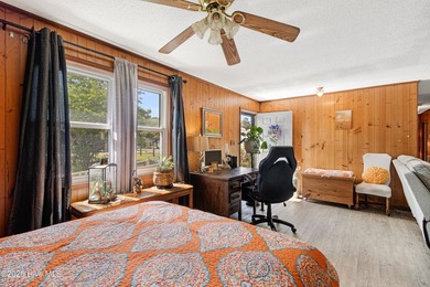 SELLER OFFERING $2,000 IN CLOSING COSTS. 3-bedroom, 2-bath brick - photo 11
