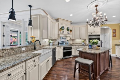Five-bedroom, three-and-a-half-bathroom, all-brick-and-stone - photo 13