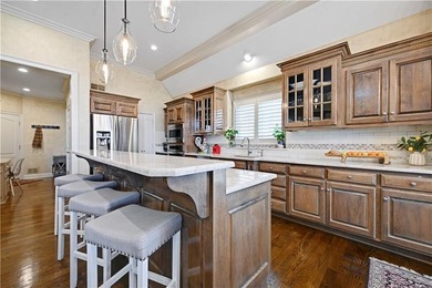 Meticulously maintained, maintenance-provided villa in the - photo 16