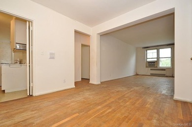 Great opportunity to own a two-bedroom co-op in sought-after - photo 22