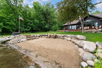 Enjoy lake living the way it was meant to be with this - photo 24