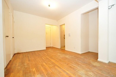 Great opportunity to own a two-bedroom co-op in sought-after - photo 25
