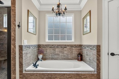 Five-bedroom, three-and-a-half-bathroom, all-brick-and-stone - photo 27