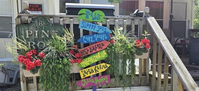 HIGHLY MOTIVATED SELLER 2026 FEES PAID! LAKE LIFE Enjoy the - photo 2