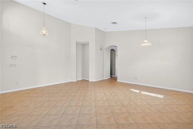Beautiful home located in the highly desirable Catalina Isles - photo 7
