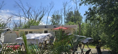 HIGHLY MOTIVATED SELLER 2026 FEES PAID! LAKE LIFE Enjoy the - photo 9